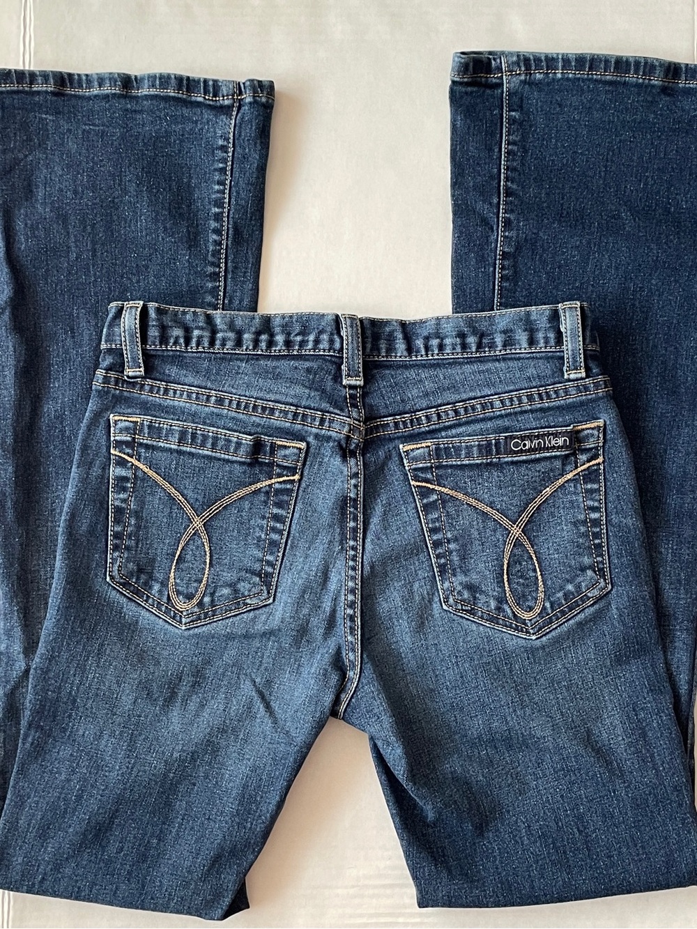 Calvin Klein Flare Jeans Women’s 2 Dark Wash Mid Rise Classic Denim 90s Y2K